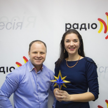 Різдво під ялинкою не знайдеш.
